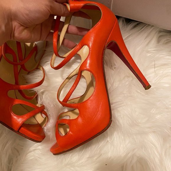 Christian Louboutin Coral Leather Strappy Sandals Heels SZ 37.5 - Picture 6 of 9